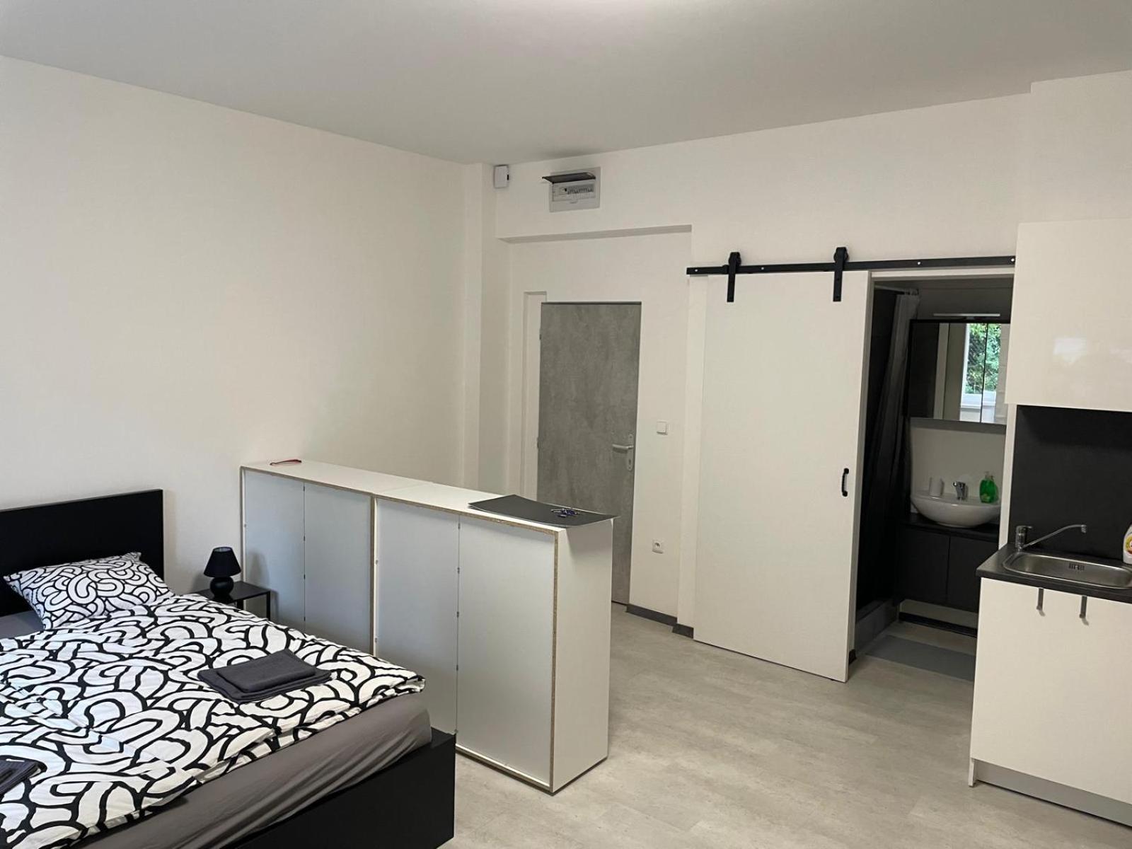 Guest Apartment *